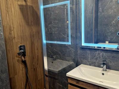 квартира за адресою Боголюбова вул., 27