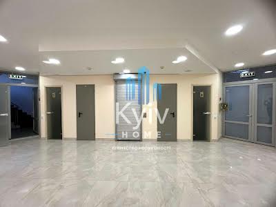 комерційна за адресою Басейна вул., 7