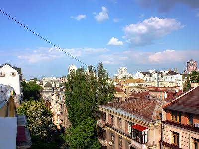 квартира за адресою Шовковична вул., 30-35
