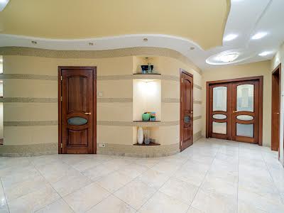 квартира за адресою Степана Руданського вул., 4-6