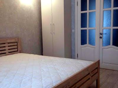 квартира за адресою Празька вул., 20