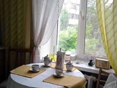 квартира за адресою Братиславська вул., 32-А