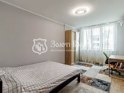 квартира за адресою Світла вул., 3д
