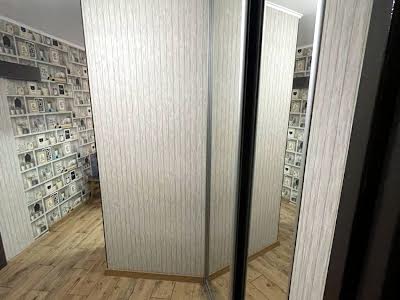 квартира за адресою Нескорених вул. (Героїв Праці), 47а