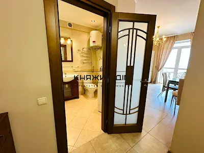 квартира за адресою Дніпровська набережна вул., 1-А