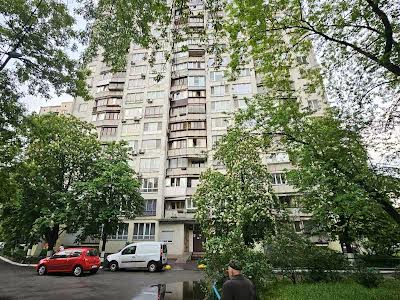 квартира по адресу Андрея Малышко ул., 13