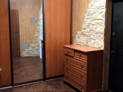 квартира по адресу Олены Пчилки ул., 2