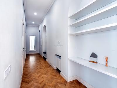 квартира за адресою Лютеранська вул., 13