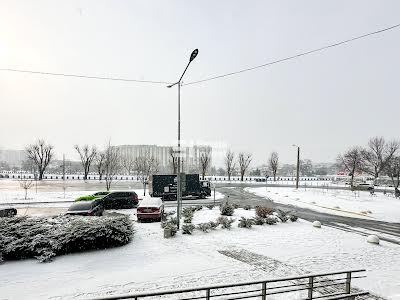 комерційна за адресою Харків, Банний, 1