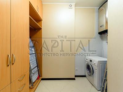 квартира за адресою Олександра Кониського вул., 28А-30А
