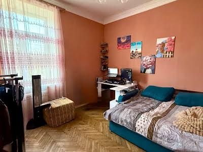 квартира по адресу Строителей ул., 36