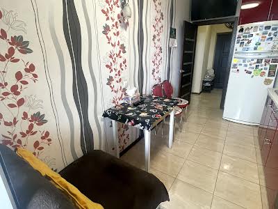 квартира за адресою Київ, Юрія Шумського вул., 5