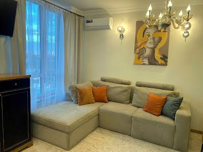 квартира за адресою Федора Ернста вул., 6
