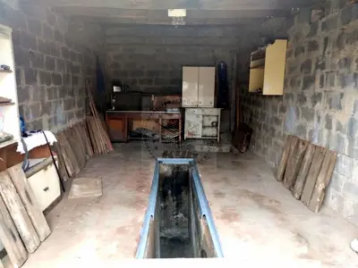 комерційна за адресою Київ, Василя Степанченка вул., 1