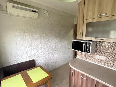 квартира за адресою Празька вул., 29