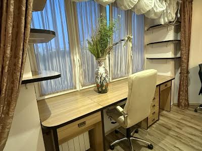 квартира по адресу Олены Пчилки ул., 3-А