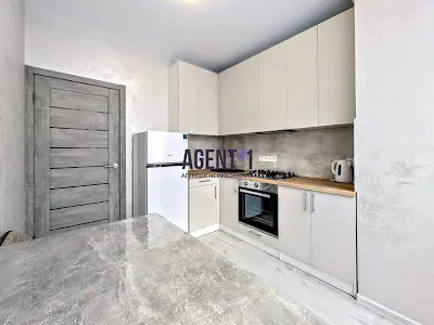 квартира за адресою Садова вул., 51Б