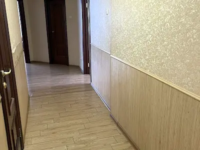 квартира за адресою Срібнокільська вул., 1