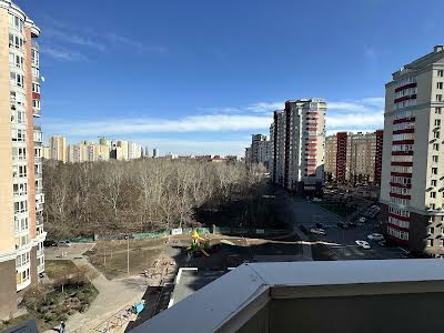 квартира за адресою Василя Симоненка вул., 5а