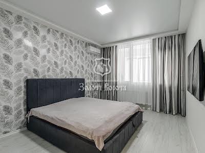 квартира за адресою Бишівська вул., 5