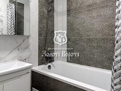 квартира за адресою Бишівська вул., 5