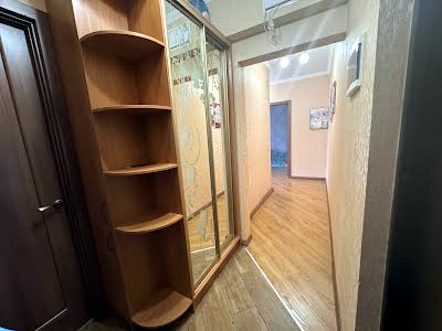квартира за адресою Бориса Гмирі вул., 18