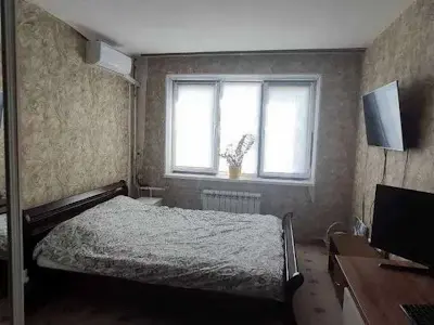 квартира за адресою Героїв полку 