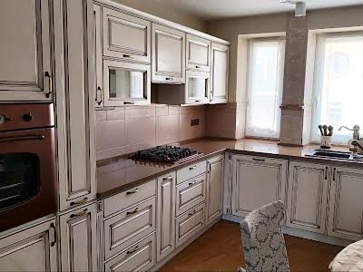 квартира за адресою Хорива вул., 22/28