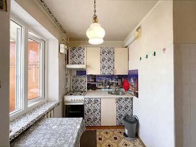 квартира за адресою Космонавта Поповича вул. (Космонавта Волкова), 14