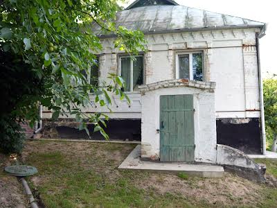 будинок за адресою с. Коженики, паркова