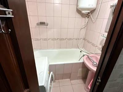 квартира за адресою Йорданська вул. (Лайоша Гавро), 7