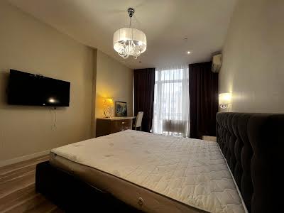 квартира за адресою Дмитрівська вул., 80