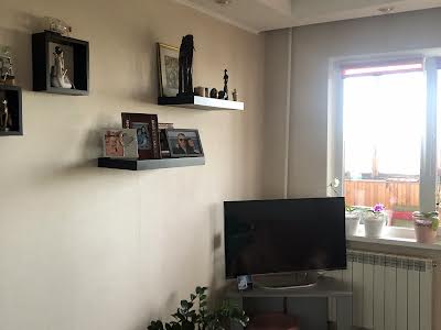 квартира за адресою Квітневий пров., 10