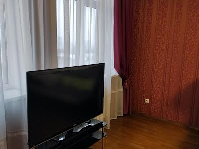 квартира по адресу Леси Украинки бульв., 7-А