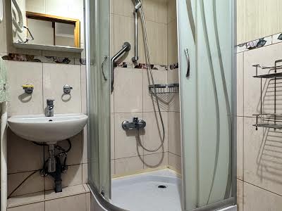квартира за адресою Митрополита Василя Липківського вул. (Урицького), 17