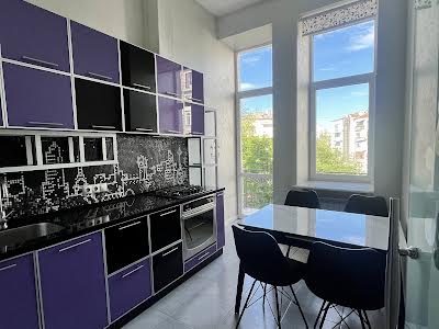 квартира по адресу Круглоуниверситетская ул., 14