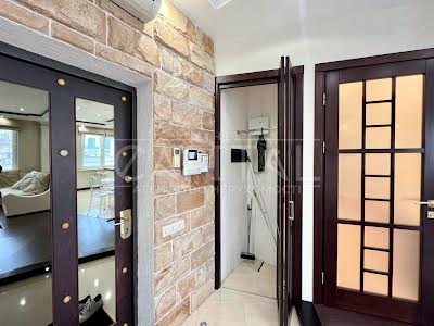 квартира по адресу Шота Руставели ул., 44