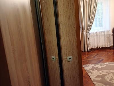 квартира по адресу Митрополита Василия Липковского ул. (Урицкого), 43