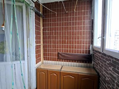 квартира за адресою Прирічна вул., 19