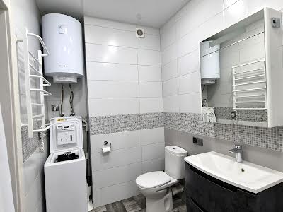 квартира за адресою Ревуцького, 40Г