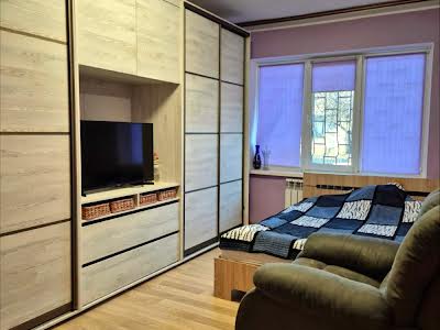 квартира за адресою Мічуріна вул., 4