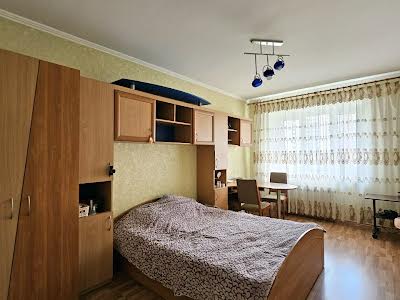 квартира за адресою Вишняківська вул., 9