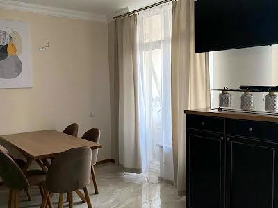 квартира за адресою Федора Ернста вул., 6