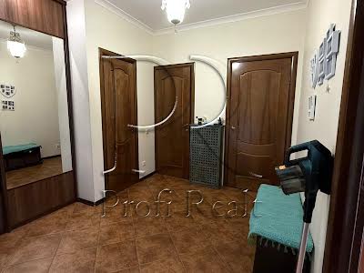квартира за адресою Регенераторна вул., 4 к1