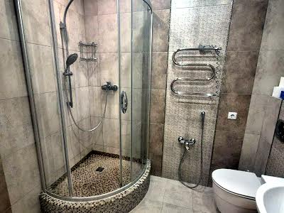 квартира за адресою Регенераторна вул., 4