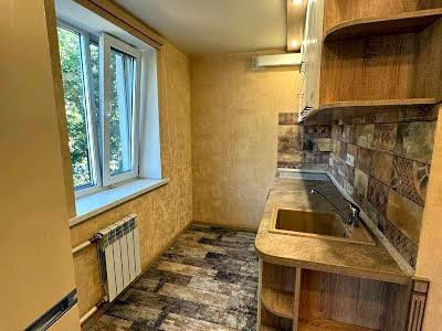 квартира за адресою Празька вул., 24