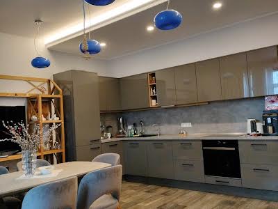 квартира за адресою Дмитрівська вул., 56а