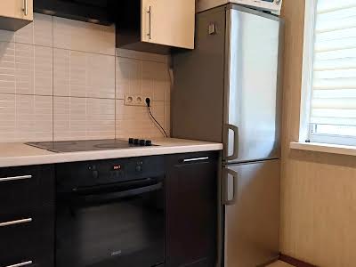 квартира за адресою Академіка Заболотного вул., 56