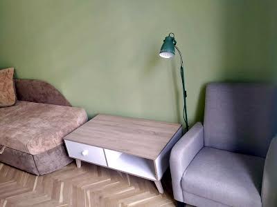 квартира за адресою Велика Васильківська вул. (Червоноармійська), 52