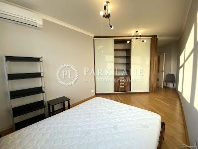 квартира по адресу Шота Руставели ул., 27а